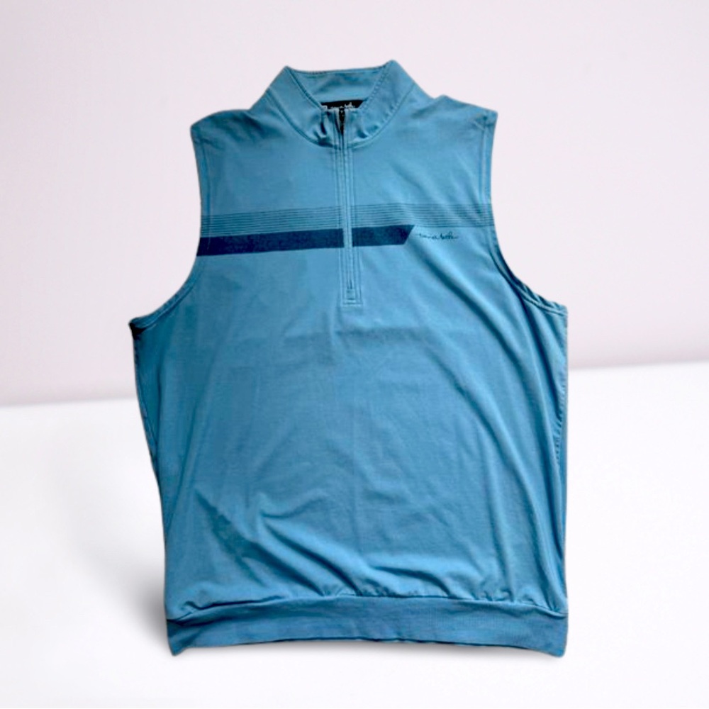 Travis Mathew golf sweater vest